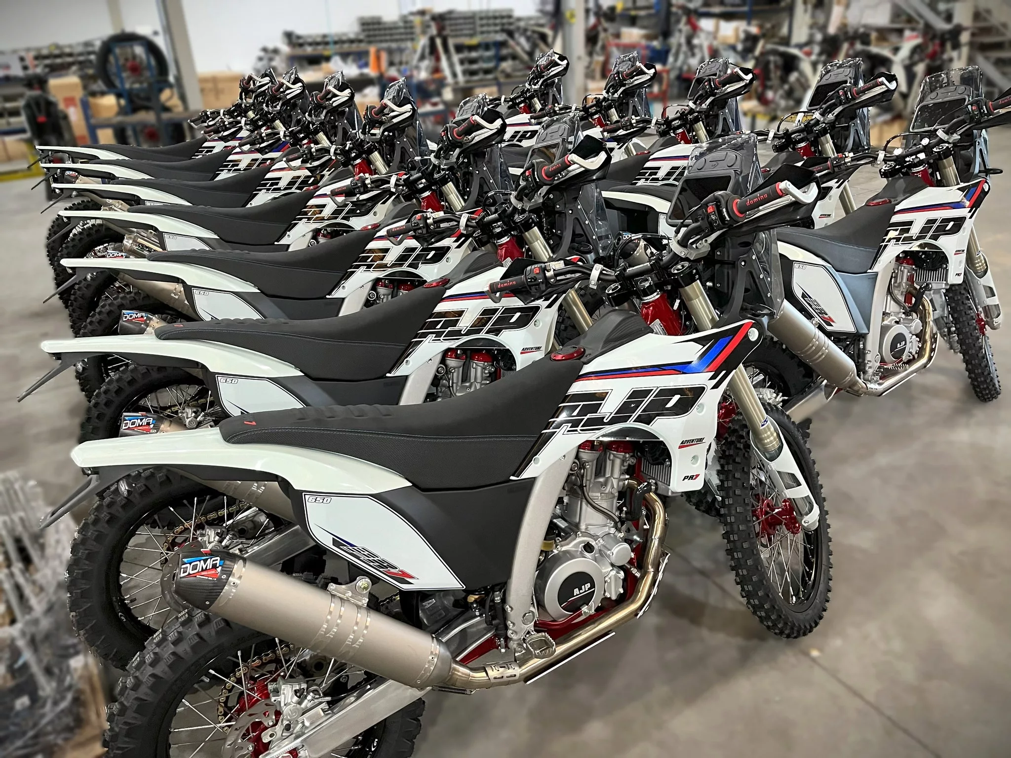 Motos AJP